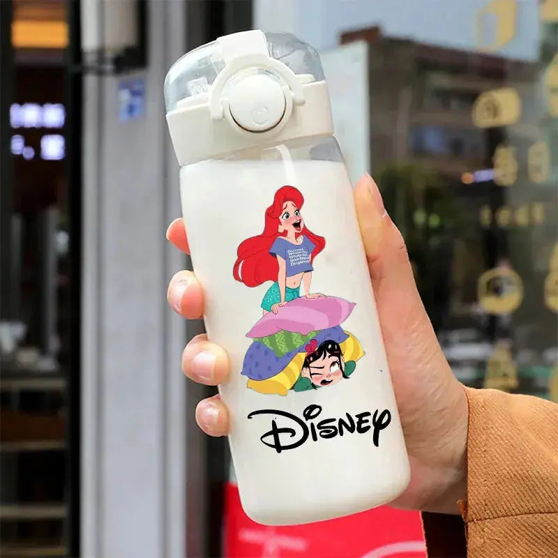 Disney Gourde princesse Disney avec Paille 600 ML, Gourde princesse disney, Gourde Disney Primark
Gourde isotherme princesse Disney, Gourde princesse disney paillette, Gourde Disney adulte, Gourde Disney avec paille, Water C Gourde Bottle®