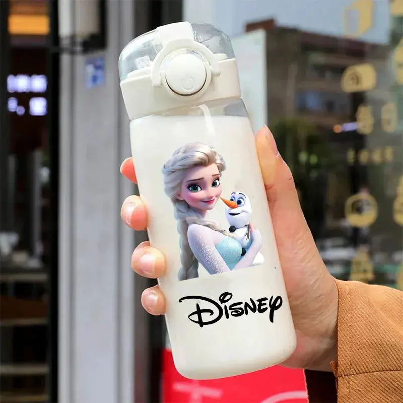 Disney Gourde princesse Disney avec Paille 600 ML, Gourde princesse disney, Gourde Disney Primark
Gourde isotherme princesse Disney, Gourde princesse disney paillette, Gourde Disney adulte, Gourde Disney avec paille, Water C Gourde Bottle®