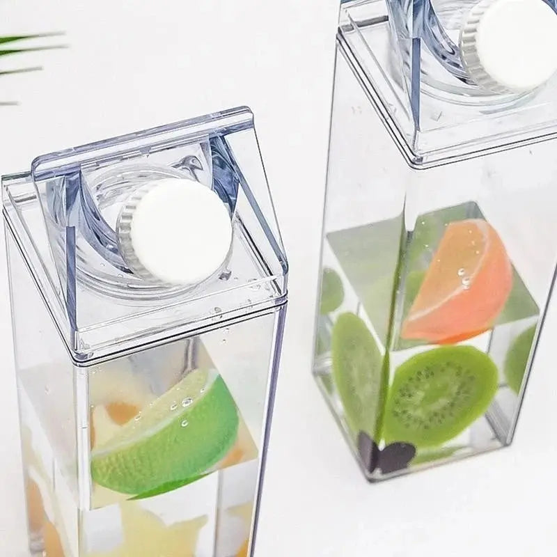 Gourde Lait Transparent 1000ml, petit prix Gourde Bottle®