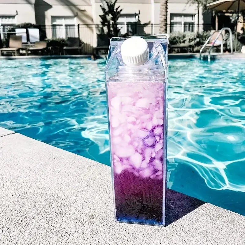 Gourde Lait Transparent 1000ml, petit prix Gourde Bottle®