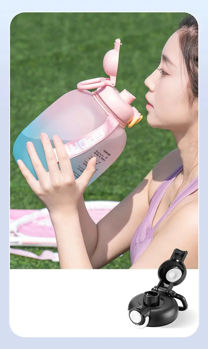 Grosse Gourde avec paille intégrée2500ml ,Gourde avec paille Decathlon, Gourde isotherme avec paille intégrée, Gourde paille Adulte , GIANXI Sport Water Bottle Portable Fitness Plastic Cup With Straw Large Capacity Outdo Gourde Bottle®