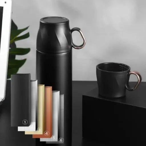 Petit thermos avec tasse - Gourde Bottle