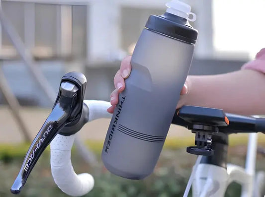 Bidon Vélo : Comment Laver une Gourde Velo pour Maintenir sa Propreté - Gourde Bottle®