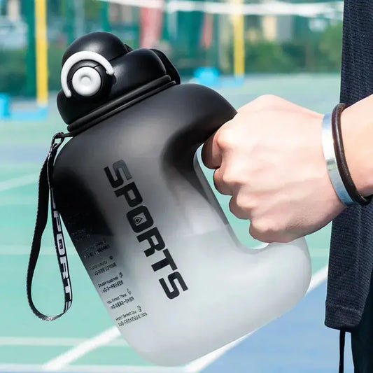 Gourde Musculation : Pourquoi faut-il une bouteille d'eau en musculation ?