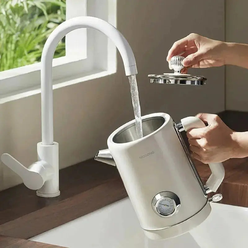 Bouilloire Electrique Rouge 1.8L (1500W) Gourde Bottle®