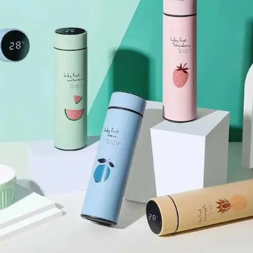 Bouteille isotherme intelligent avec affichage temperatur, disponible en plusieurs coloris stylé et tendance  du bleu, du vert, du jaune, du rose, new collections- gourde bottle