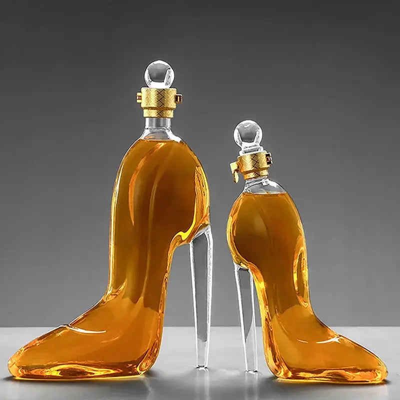 Carafe À Whisky En Forme De chaussures (Queen) Gourde Bottle®