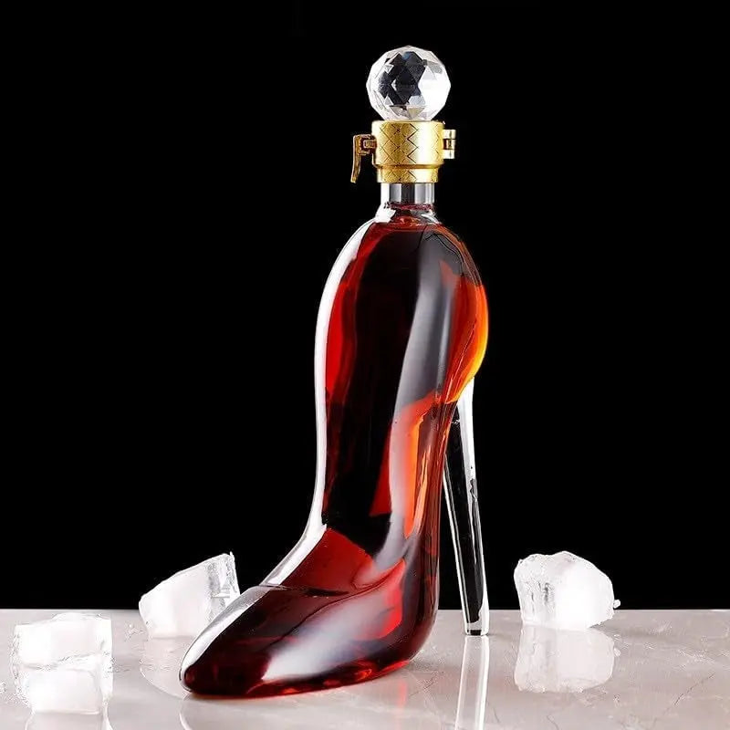 Carafe À Whisky En Forme De chaussure (Queen) Gourde Bottle®