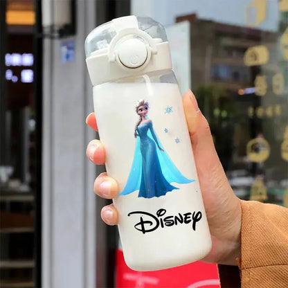 Disney Gourde princesse Disney avec Paille 600 ML, Gourde princesse disney, Gourde Disney Primark
Gourde isotherme princesse Disney, Gourde princesse disney paillette, Gourde Disney adulte, Gourde Disney avec paille,  Water C Gourde Bottle®