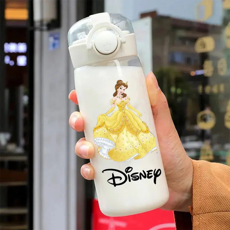 Disney Gourde princesse Disney avec Paille 600 ML, Gourde princesse disney, Gourde Disney Primark
Gourde isotherme princesse Disney, Gourde princesse disney paillette, Gourde Disney adulte, Gourde Disney avec paille,  Water C Gourde Bottle®