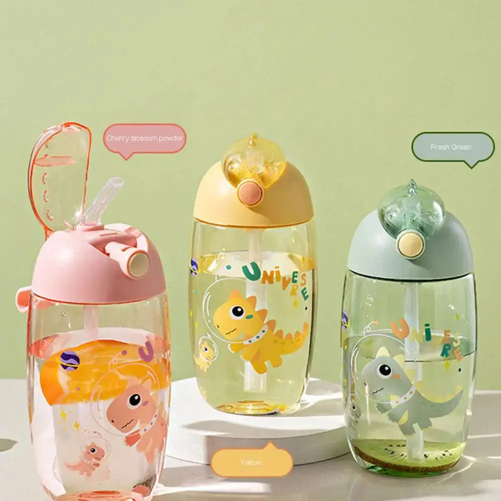 Gobelet Dinosaure Personnalisé 500ML, Gobelet plastique dinosaure 500ML, Gobelet personnalisé 500ML,  Children's Water Bottle For School Portable Cartoon Dinosaur Sippy Cup Creative Feeding Cup With Straws And Lids Drinkwar Gourde Bottle®