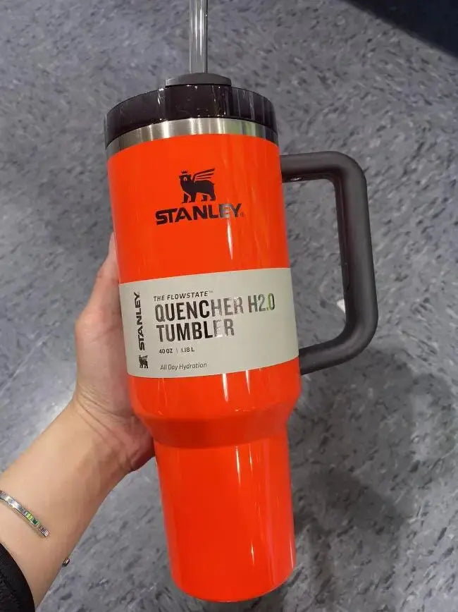 Gobelet Stanley Quencher H2.0 FLowstate - Gourde Bottle