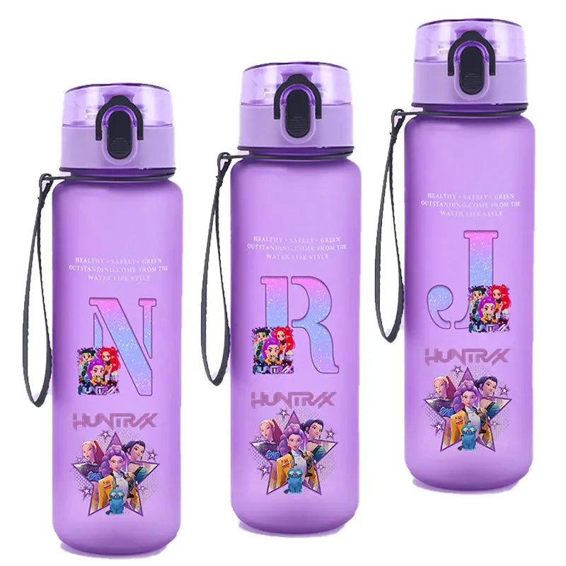 Gourde KPop Huntrix Personnalisé Lettre A-Z 650ml - Gourde Bottle®