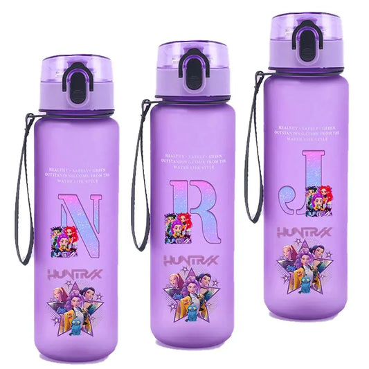 Gourde KPop Huntrix Personnalisé Lettre A-Z 650ml - Gourde Bottle®