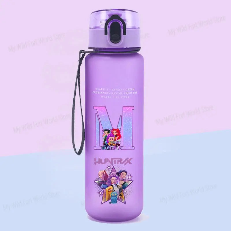 Gourde KPop Huntrix Personnalisé Lettre A-Z 650ml - Gourde Bottle®