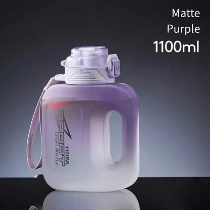 Gourde paille Adulte 1100ml, Gourde avec paille, Gourde paille Decathlon, Gourde isotherme avec paille intégrée, Gourde paille intégrée, Gourde avec paille 1l, Gourde paille 2L,Bidons Sport,  GIANXI Plastic Cup High Tempe Gourde Bottle®