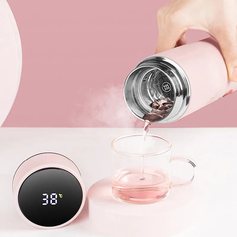 Gourde Thermique Intelligente rose, Thermique de Haute Qualités Grâce à sa double paroi isolante, notre gourde maintient vos boissons chaudes pendant 12 h- gourde bottle