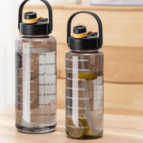 Grande Gourde Sport Avec Paille et Marquage de l'heure, Bouteille d'eau Motivantes pour Rester Hydraté, Tritan, Sans BPA, Étanche, Pour le Gym Bureau l'école Fitness