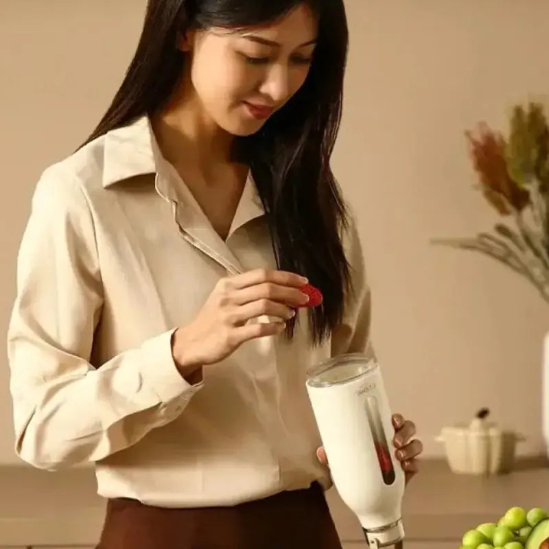 Mini presse-agrumes électrique portable blanche 400ml Gourde Bottle®