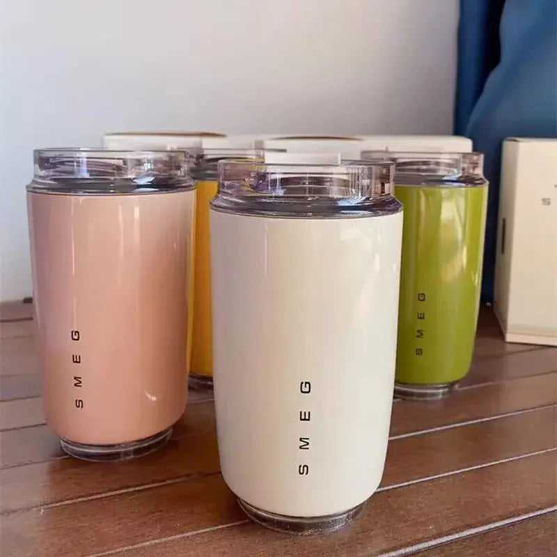 SMEG Mug Transportable SMEG 240ml, Smeg coffee Mug Smeg 240ML , Smeg thermos Mug coffee 300ml, Travel Mug SMEG 300 ml,Mug SMEG Prix, Mug Smeg France, SMEG Mug isotherme, Mug Smeg Amazon, Mug Smeg noir, Mug Smeg Beige Gourde Bottle®
