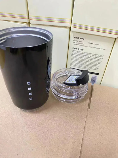 SMEG Mug Transportable SMEG 240ml, Smeg coffee Mug Smeg 240ML , Smeg thermos Mug coffee 300ml, Travel Mug SMEG 300 ml,Mug SMEG Prix, Mug Smeg France, SMEG Mug isotherme, Mug Smeg Amazon, Mug Smeg noir, Mug Smeg Beige Gourde Bottle®