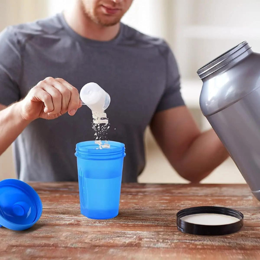 Shakers à Protéine - Votre Compagnon de Fitness Idéal bleu pour mélanger c'est proteine whey
